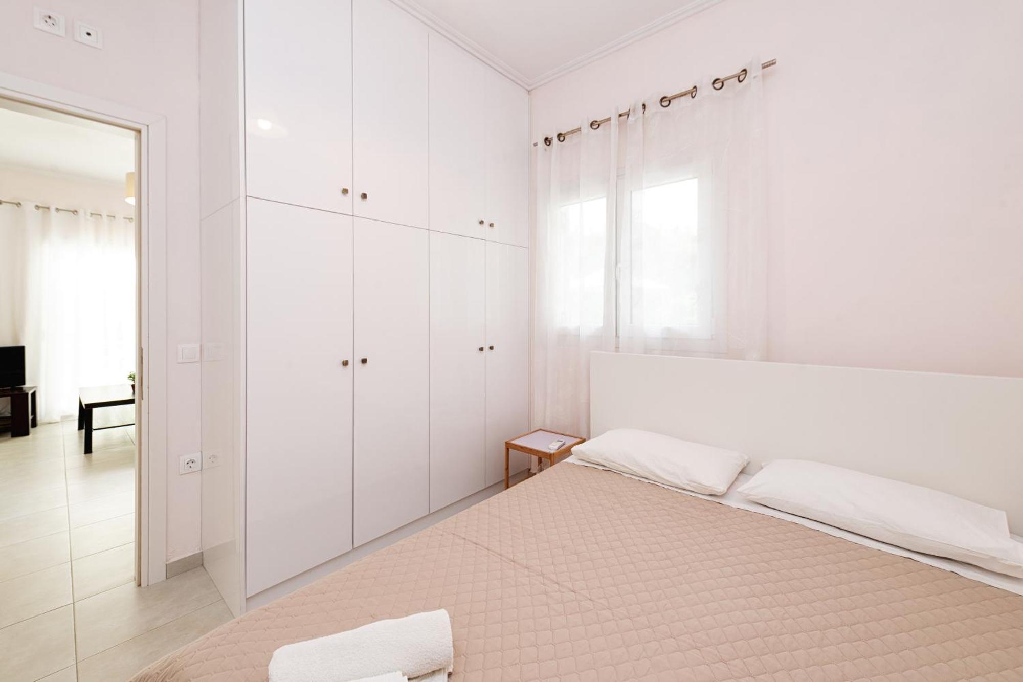 Lazaros Apartments Gouvia Bagian luar foto